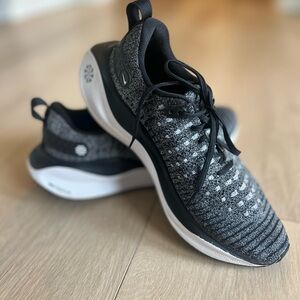 Nike InfinityRN 4 Mens Road Running Shoes